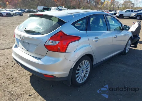 2012 Ford Focus Titanium из США, поврежденный, VIN 1FAHP3N24CL341226